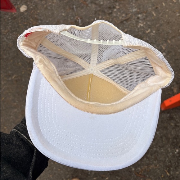 Vintage SOUTH OF THE BORDER trucker hat mesh foam white - Picture 5 of 6